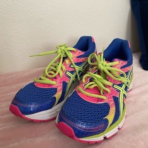 ASICS gel excite 2 size 7.5